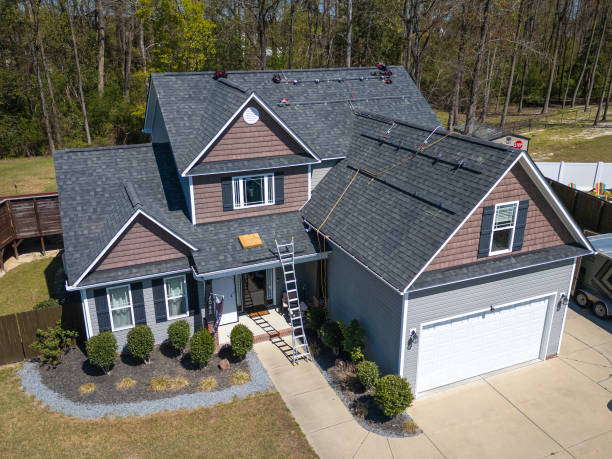 Best Roof Insulation Installation  in Indianola, MS